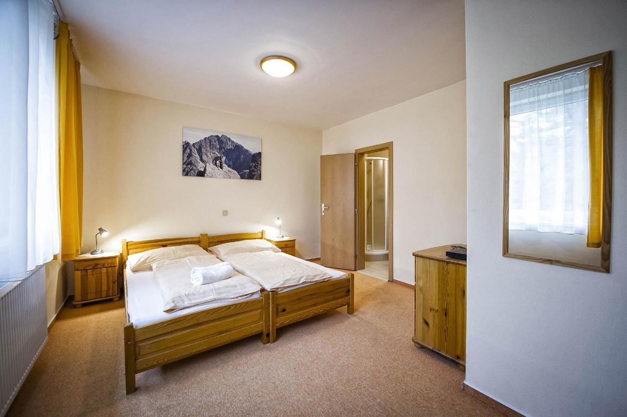 Privat Galfy Hotel Vysoke Tatry Exterior photo