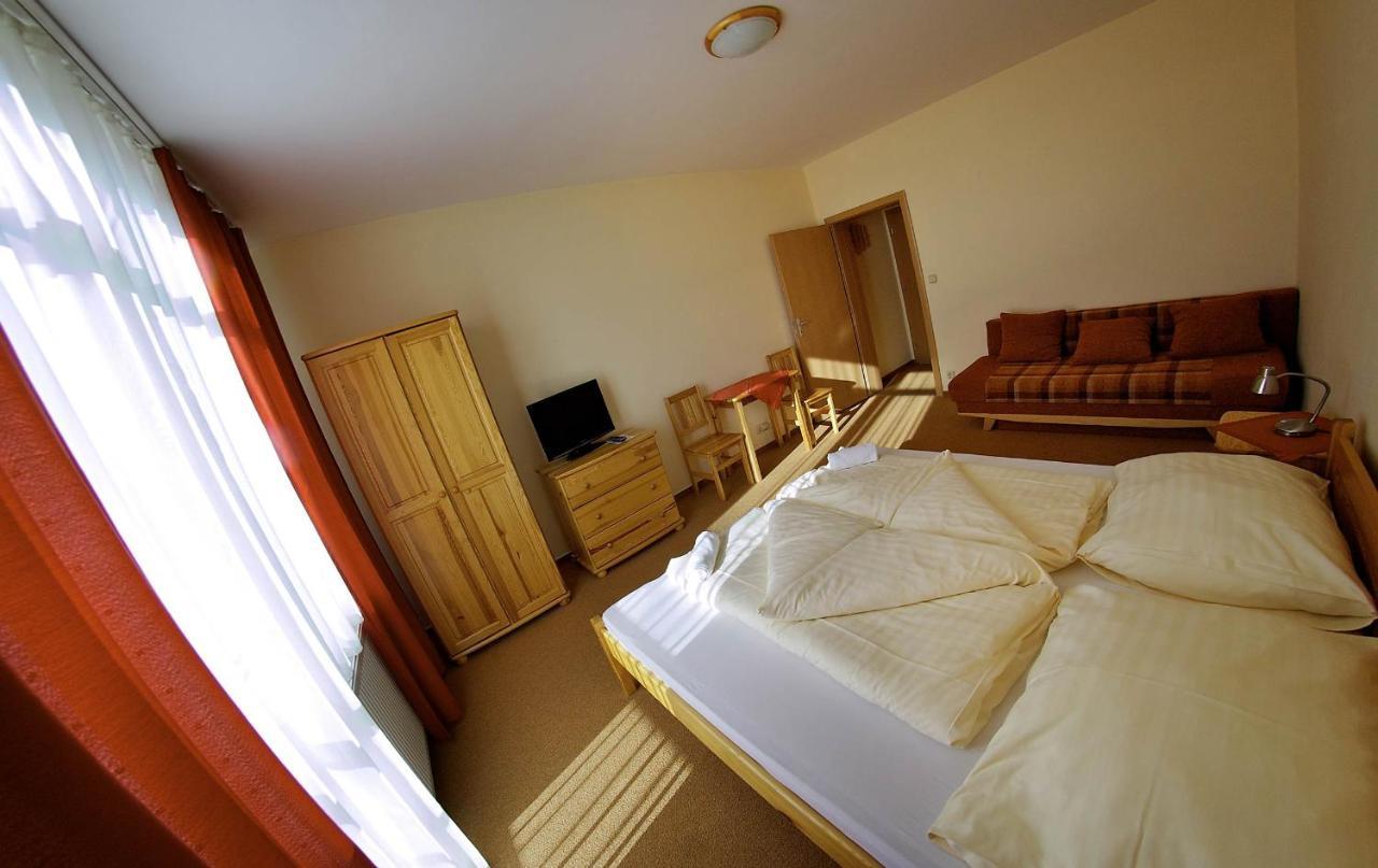 Privat Galfy Hotel Vysoke Tatry Exterior photo